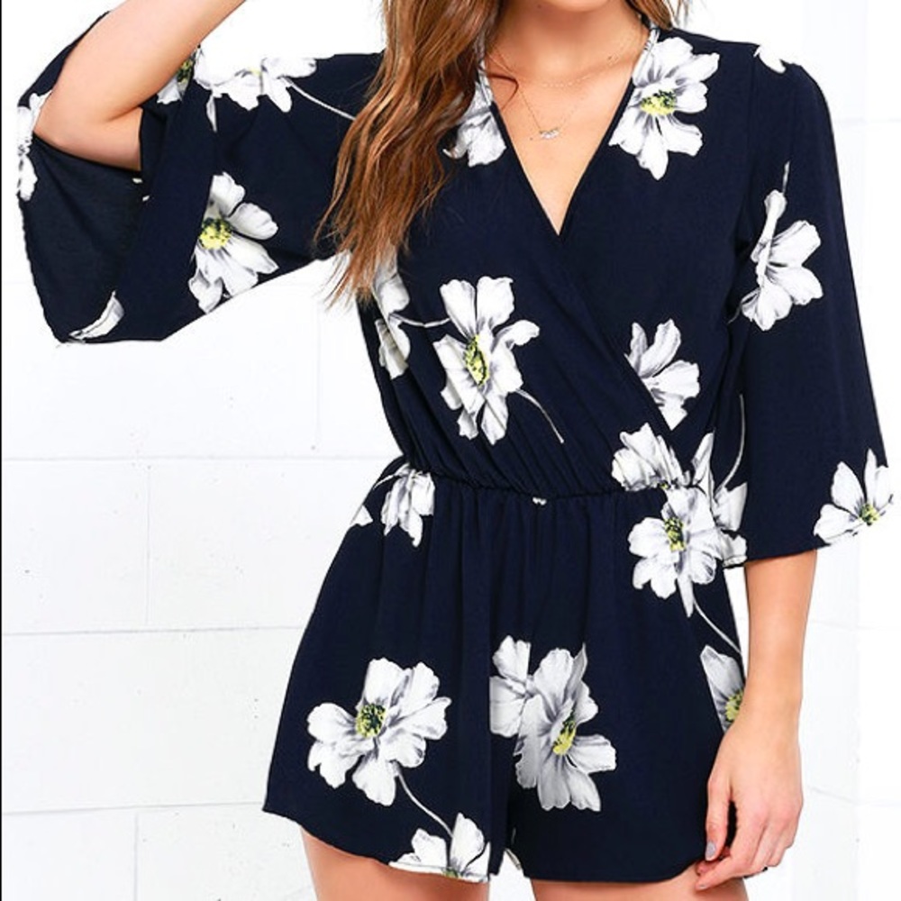 Lulus Flow On Navy Blue Floral Print Romper Medium - Picture 2 of 14